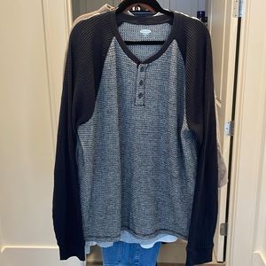 Men’s Old Navy sweater